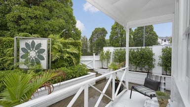 321 Richmond Road, Westmere, Auckland - Carousel 1