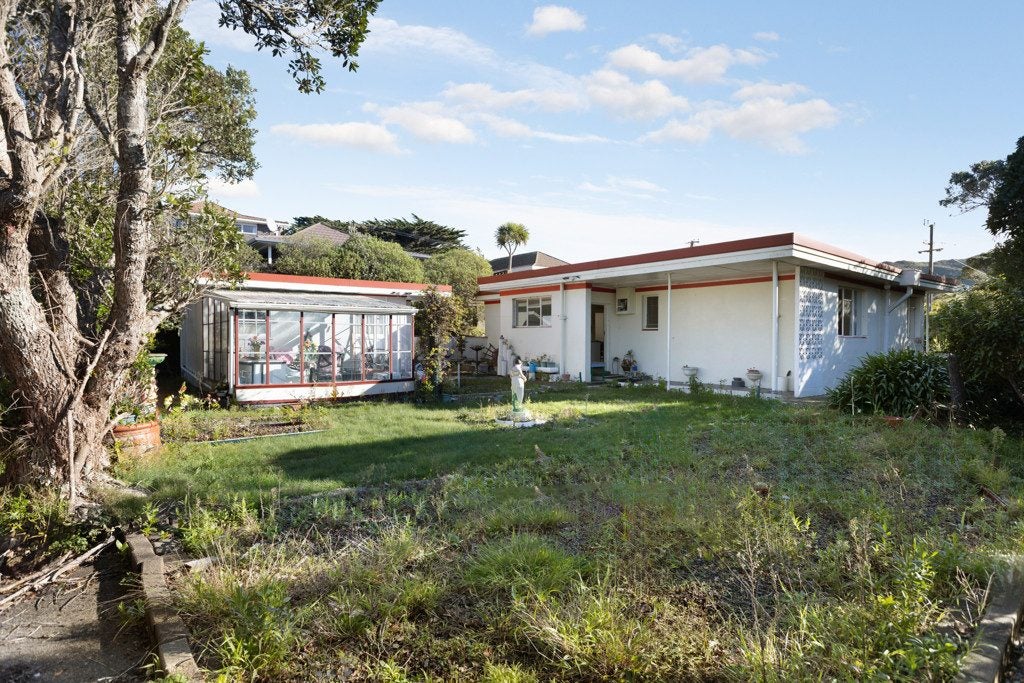 57 Tarawera Road, Johnsonville, Wellington - Carousel 14