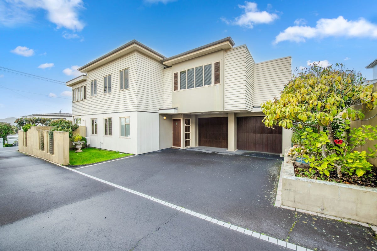 37 Ronaki Road, Mission Bay, Auckland - Carousel 1