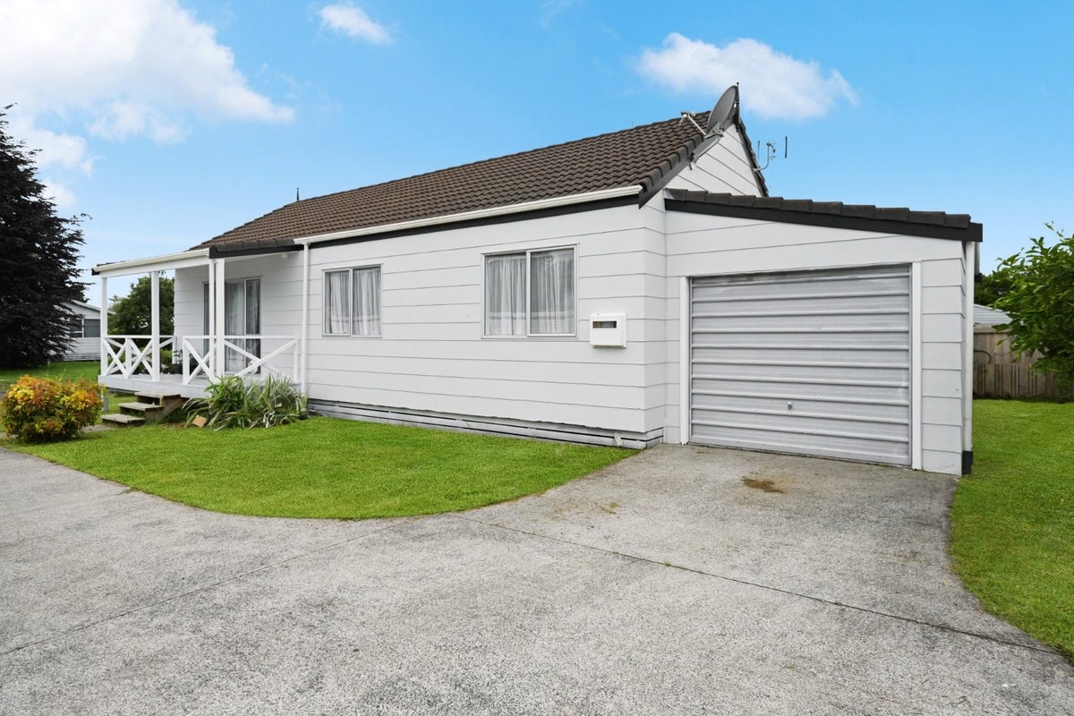 31 Reeves Close, Fairview Downs, Hamilton - Carousel 1