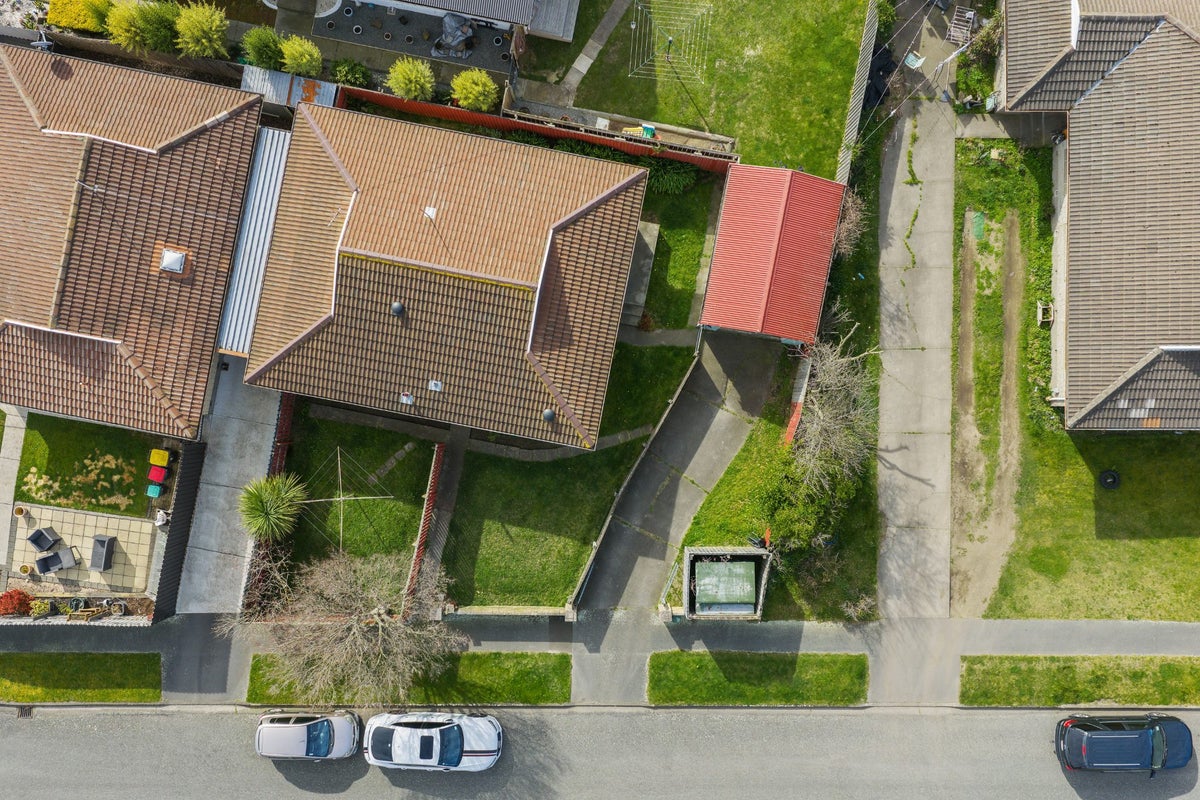 2/68 Kawau Crescent, Bromley, Christchurch - Carousel 17