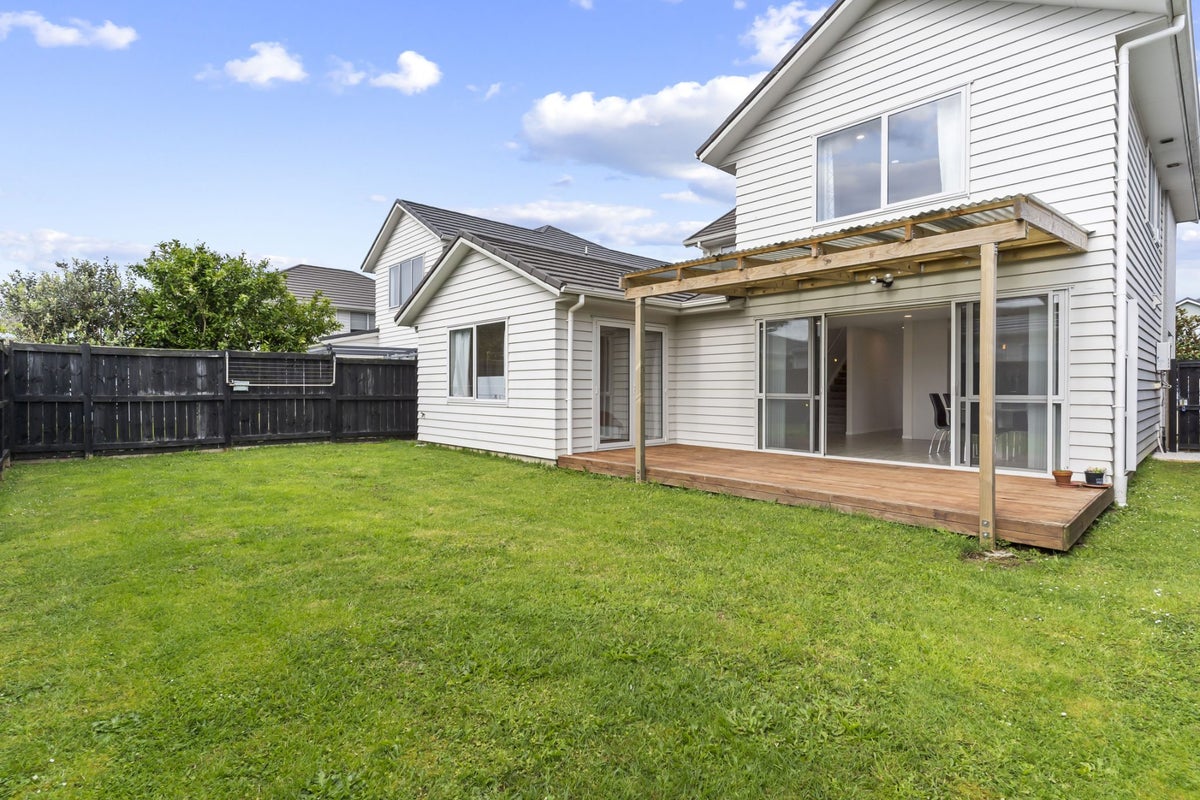 9 Flight Place, Takanini, Papakura, Auckland - Carousel 2