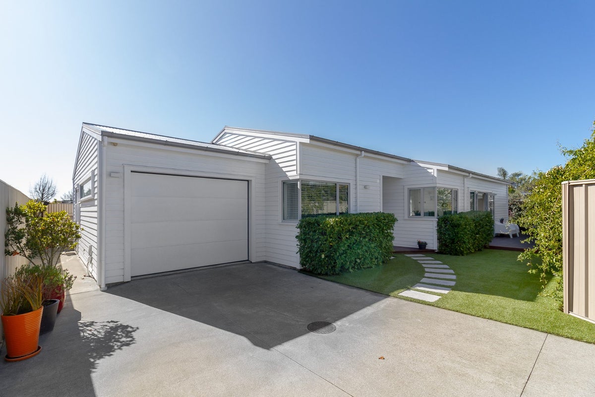 58 Elbourne Street, Taradale, Napier - Carousel 1