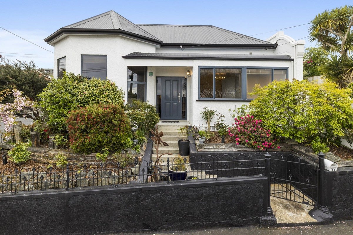 35 Falkland Street, Maori Hill, Dunedin - Carousel 2