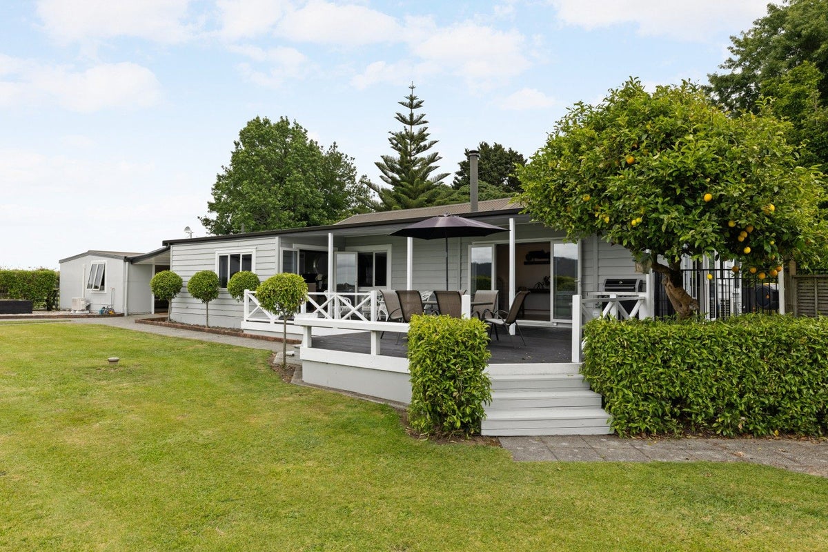 299 Parklands Road, Rotoorangi, Cambridge - Carousel 2