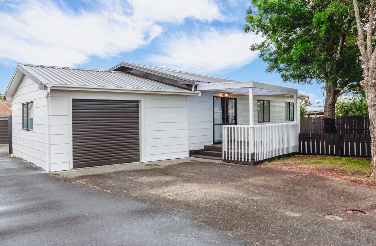 91 Templeton Place, Clendon Park, Auckland - Carousel 14