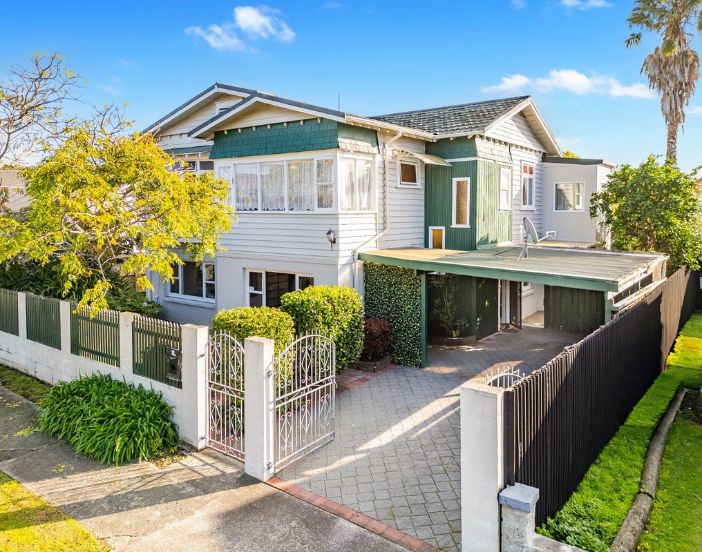 3 Carrie Street, Sandringham, Auckland - Carousel 1