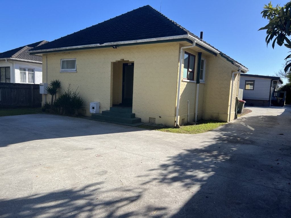 13 Elizabeth Street, Victoria, Rotorua - Carousel 1