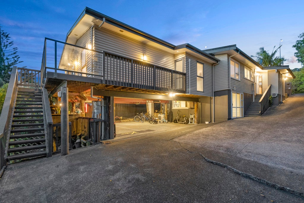 119 Captain Scott Road, Glen Eden, Auckland - Carousel 1