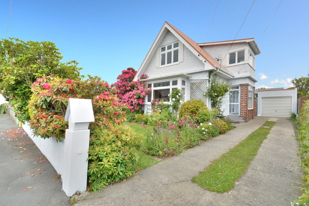 6 Crewe Street, Maryhill, Dunedin - Carousel 1