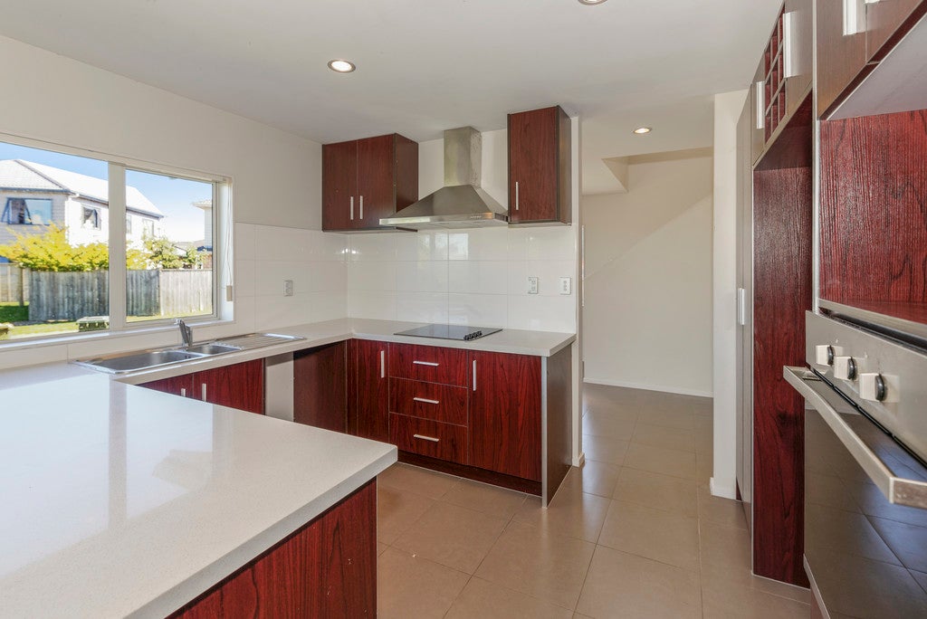 31 Riverglade Parkway, Te Atatu South, Auckland - Carousel 2