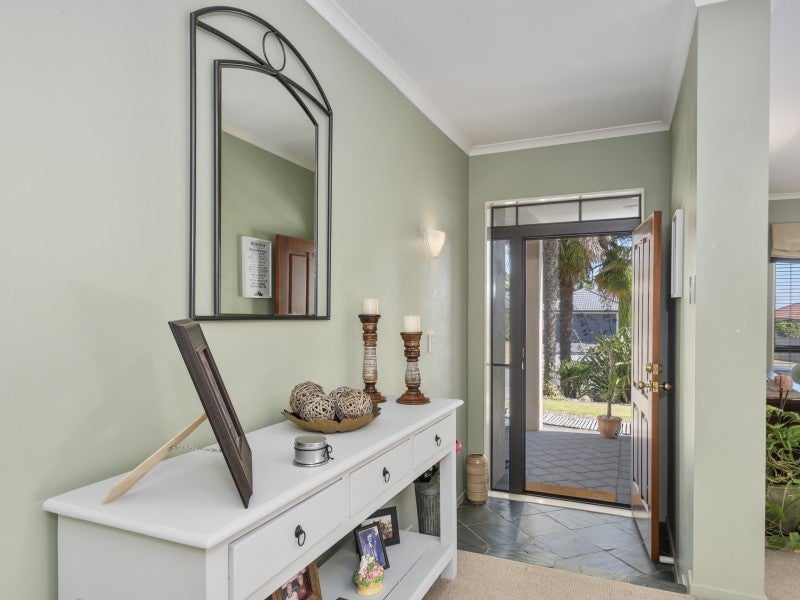 10 Peregrine Place, Welcome Bay, Tauranga - Carousel 2