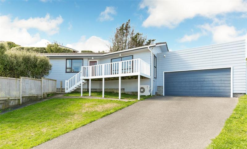 11 Tortola Crescent, Grenada Village, Wellington - Carousel 1