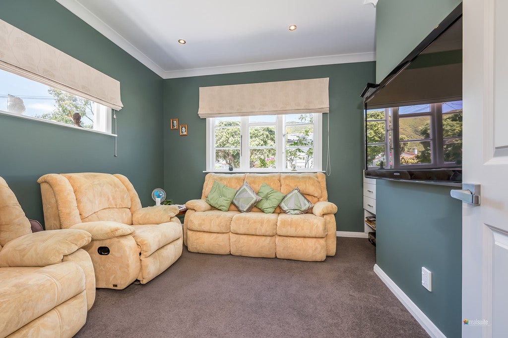 27A Bauchop RD, WATERLOO, LOWER HUTT - Carousel 2