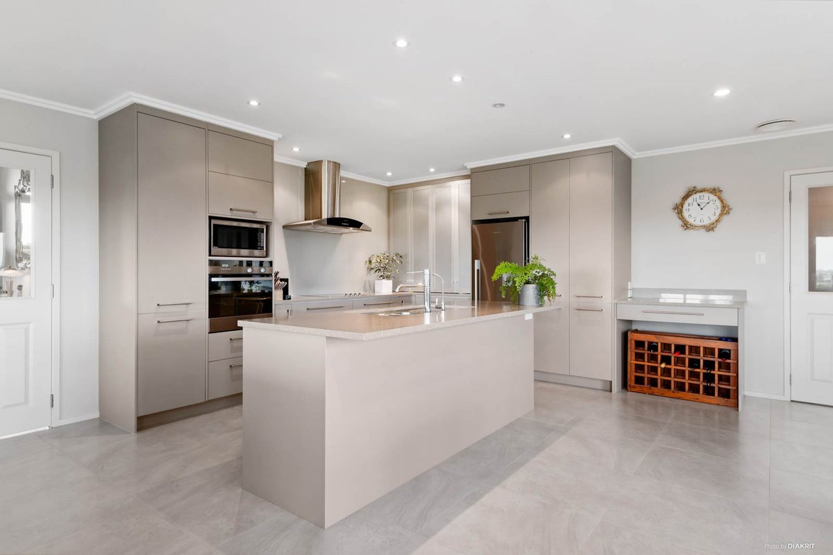 60 SIM RD, Karaka, Papakura - Carousel 2