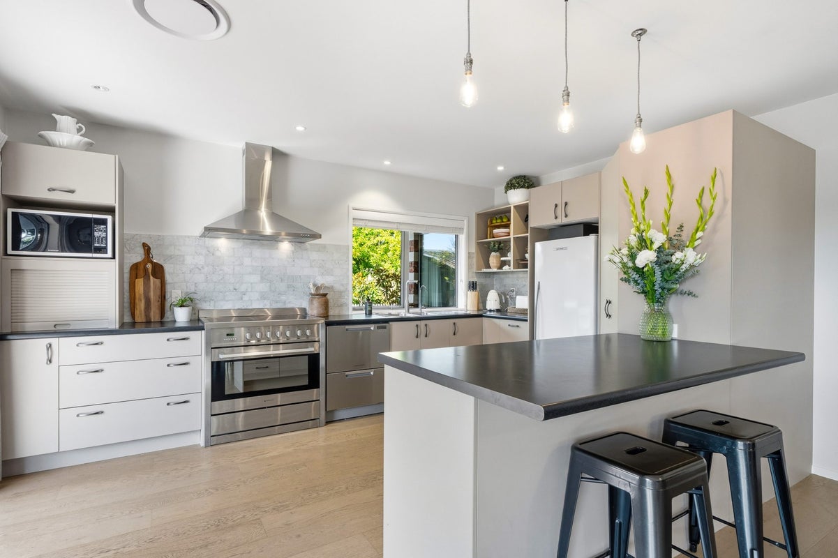 147A Main North Road, Papanui, Christchurch - Carousel 2