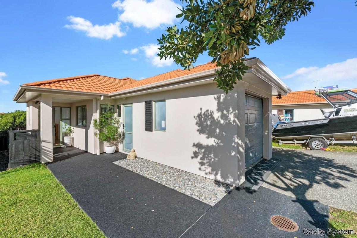 28 Midshipman Court, Gulf Harbour, Whangaparaoa - Carousel 1