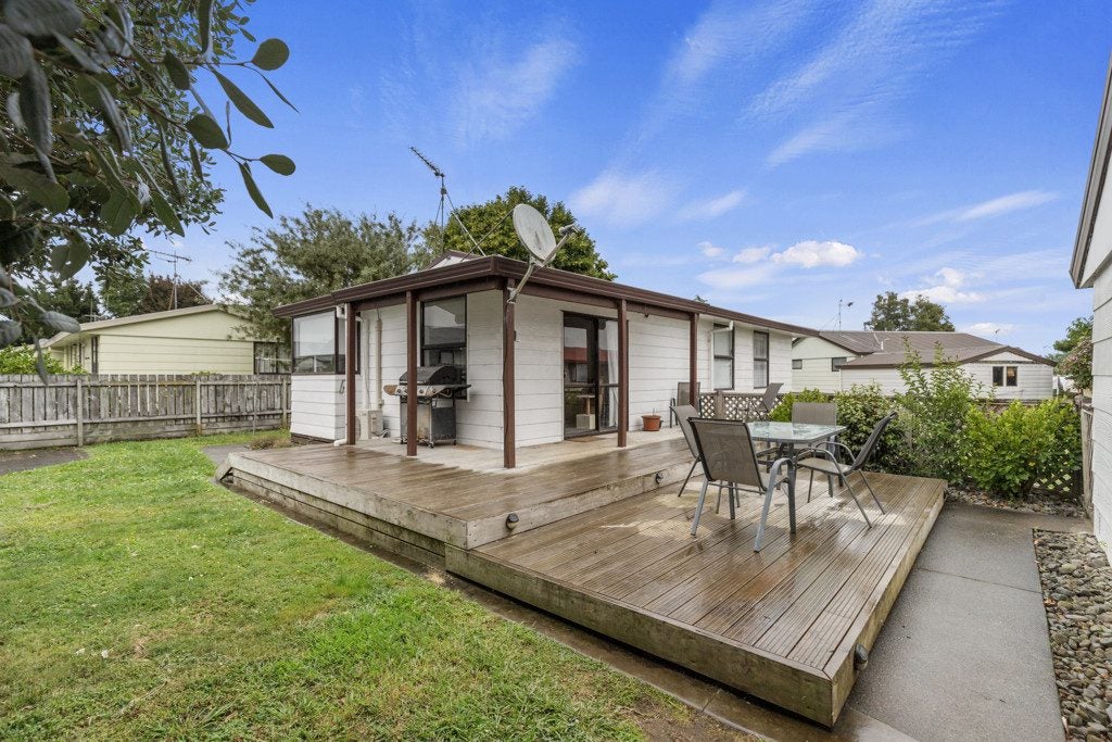 15 Rigter Place, Enderley, Hamilton - Carousel 1
