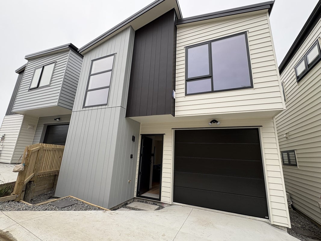 129C Oaktree Avenue, Browns Bay, Auckland - Carousel 1
