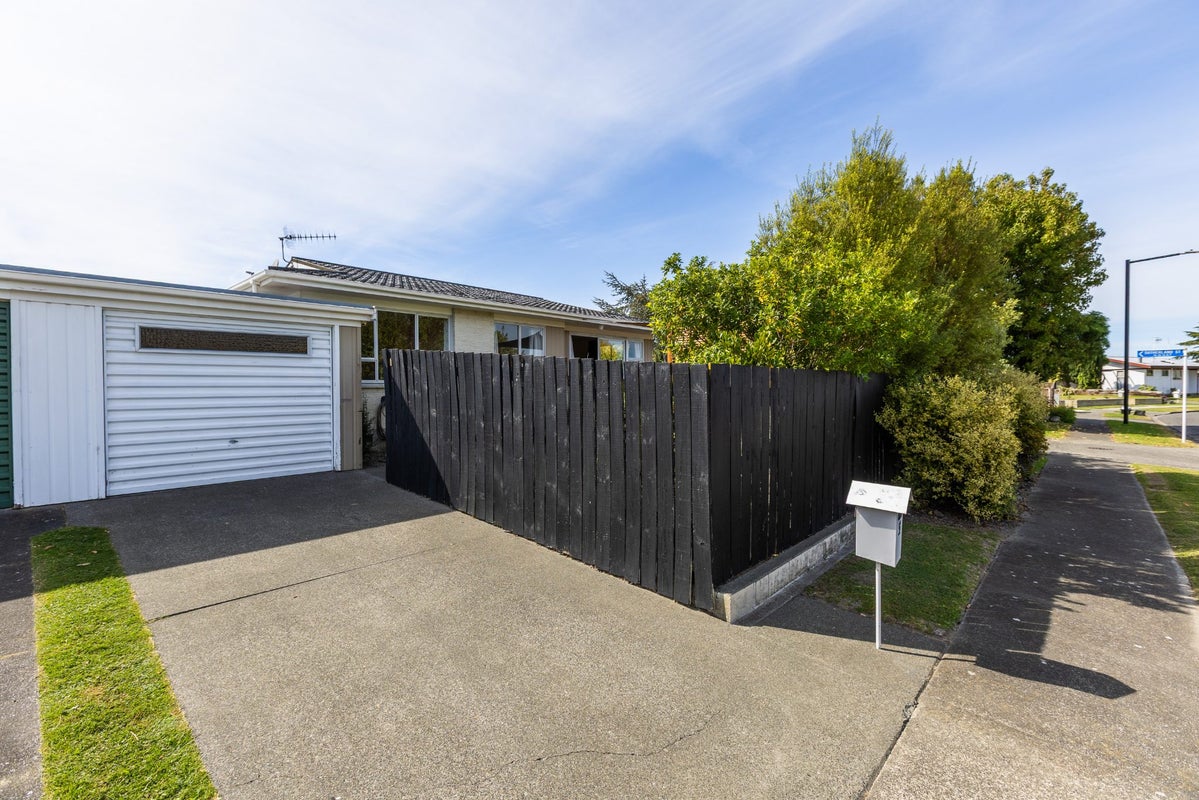 5 Sutherland Street, Tamatea, Napier - Carousel 15