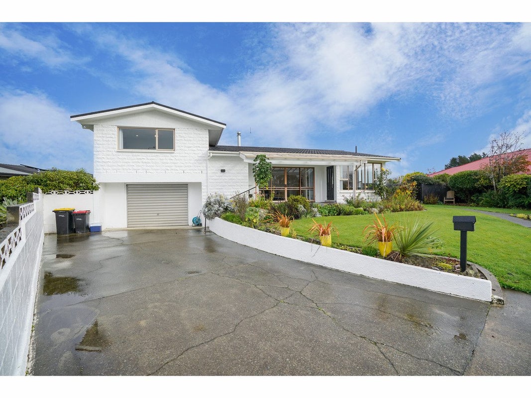 7 Kildare Drive, Waikiwi, Invercargill - Carousel 1