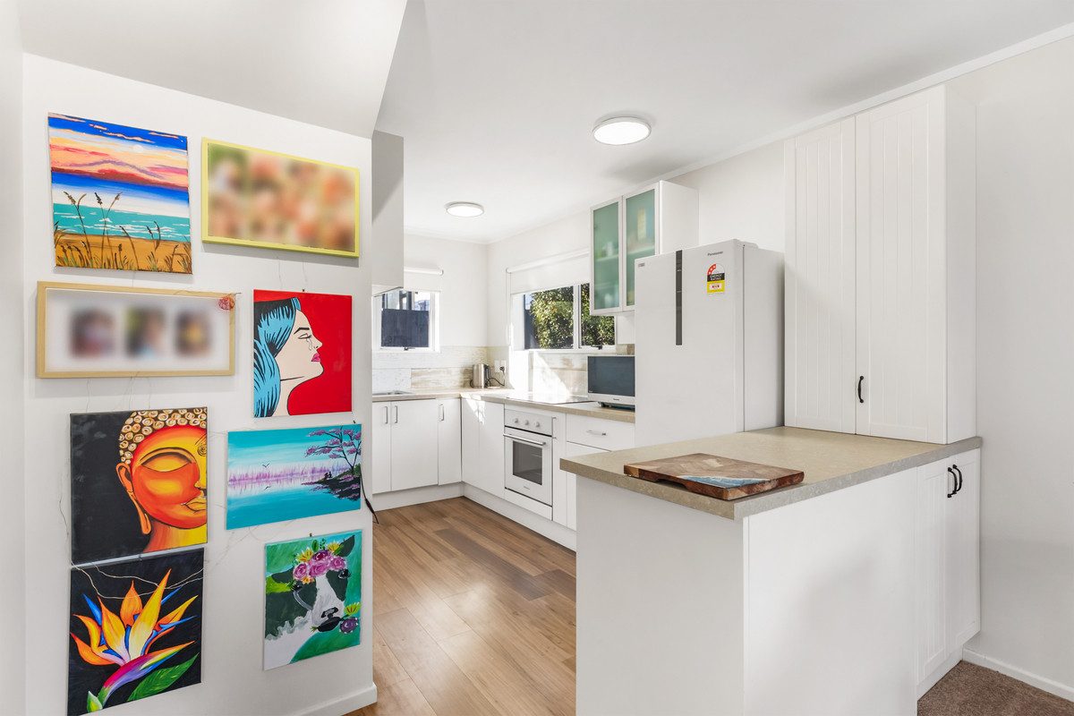 6 Bayou Lane, Churton Park, Wellington - Carousel 2