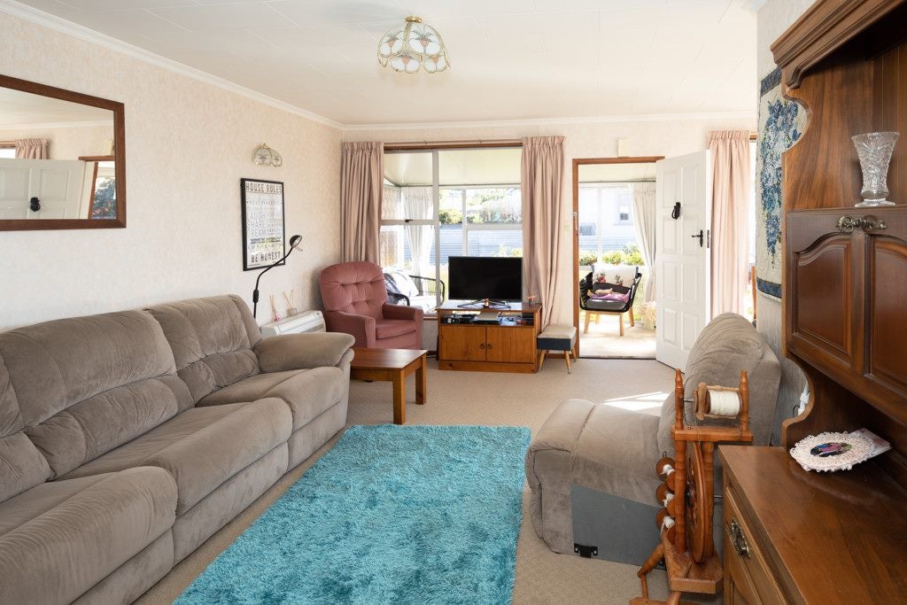 1/2 North Ridge Drive, Oamaru North, Oamaru - Carousel 2