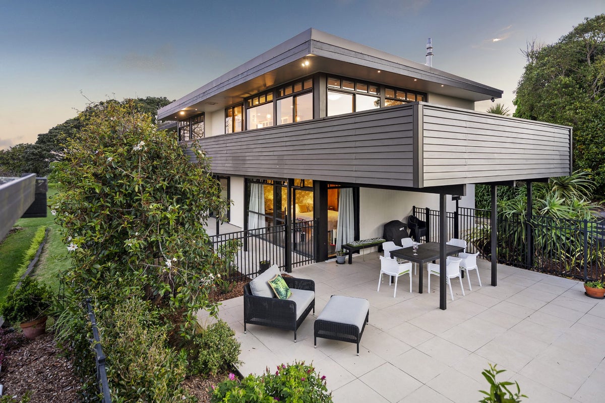 181 Vaughans Road, Okura, Auckland - Carousel 2