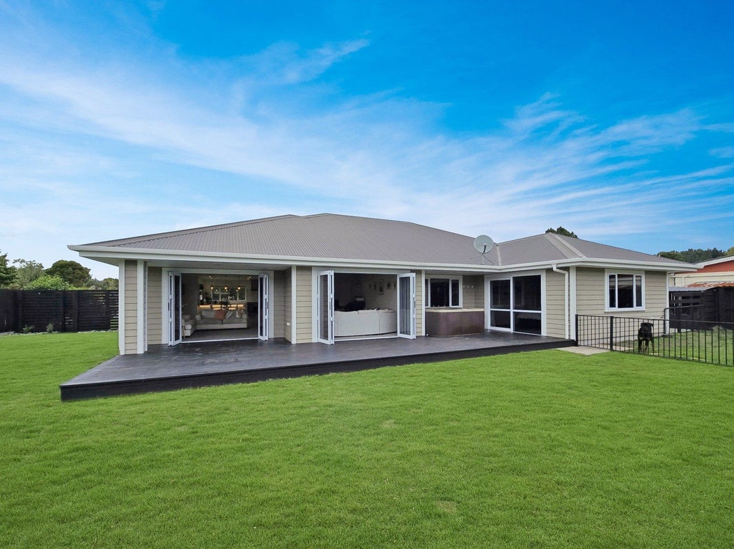 3 Pine Tree Road, Kaniere, Hokitika - Carousel 2