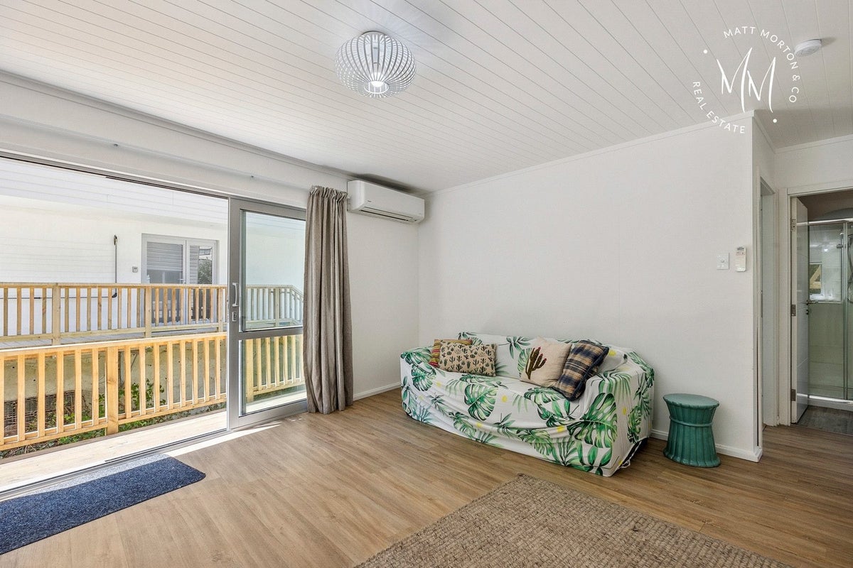 16A Cosy Dell Road, North Dunedin, Dunedin - Carousel 2