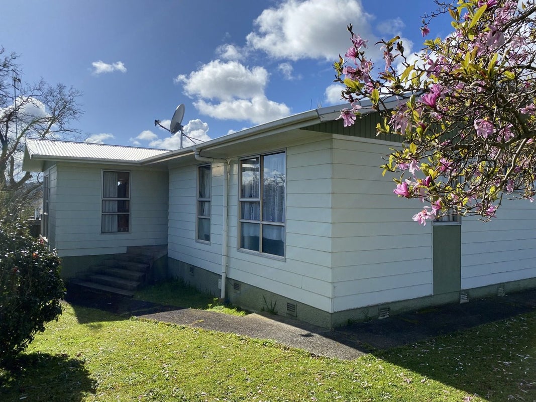 58 Paramount Parade, Tikipunga, Whangarei - Carousel 2