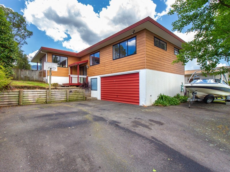 33 Tawavale Street, Pukehangi, Rotorua - Carousel 1