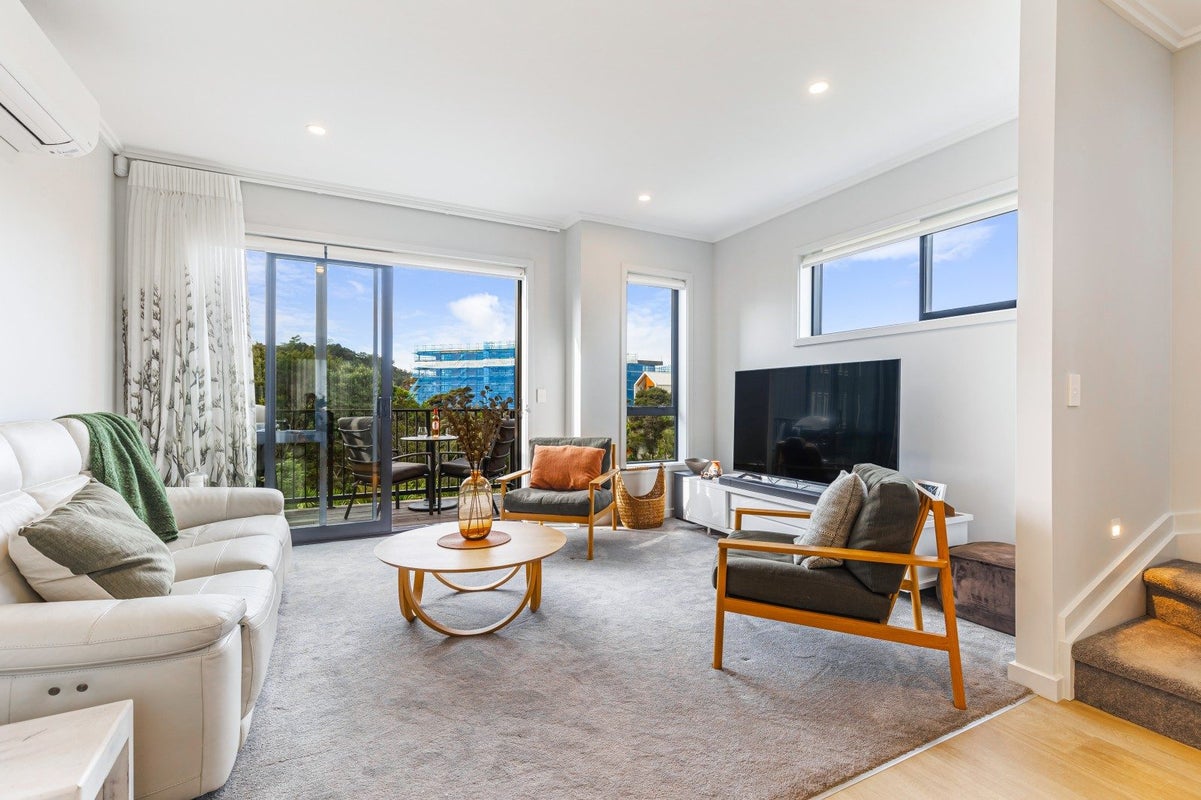 7/35 Marine Parade, Hobsonville, Auckland - Carousel 2