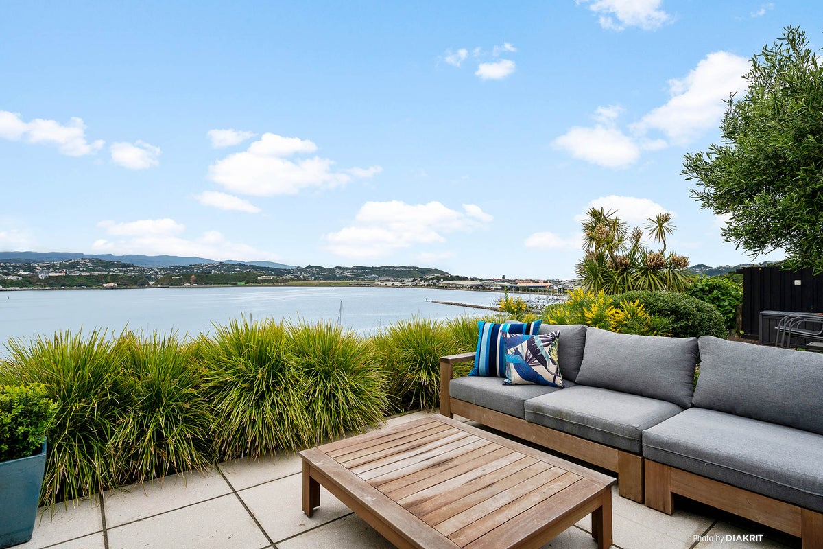 35 Belvedere Road, Hataitai, Wellington - Carousel 2