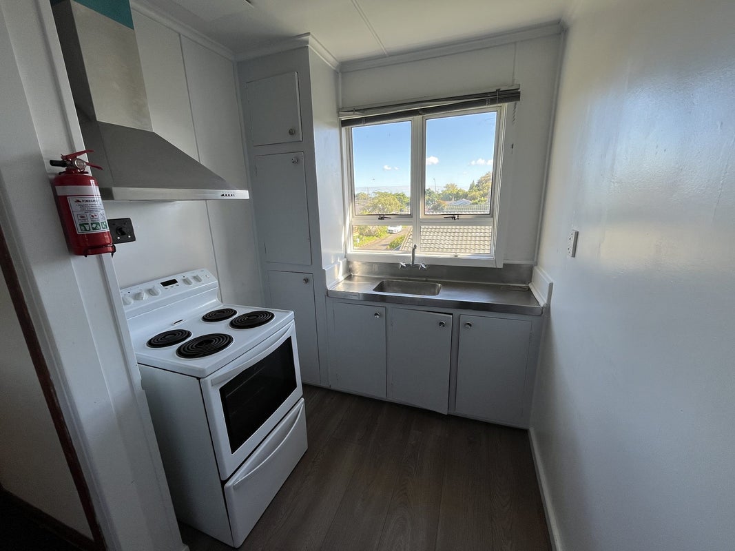 14/288 College Street, West End, Palmerston North - Carousel 2