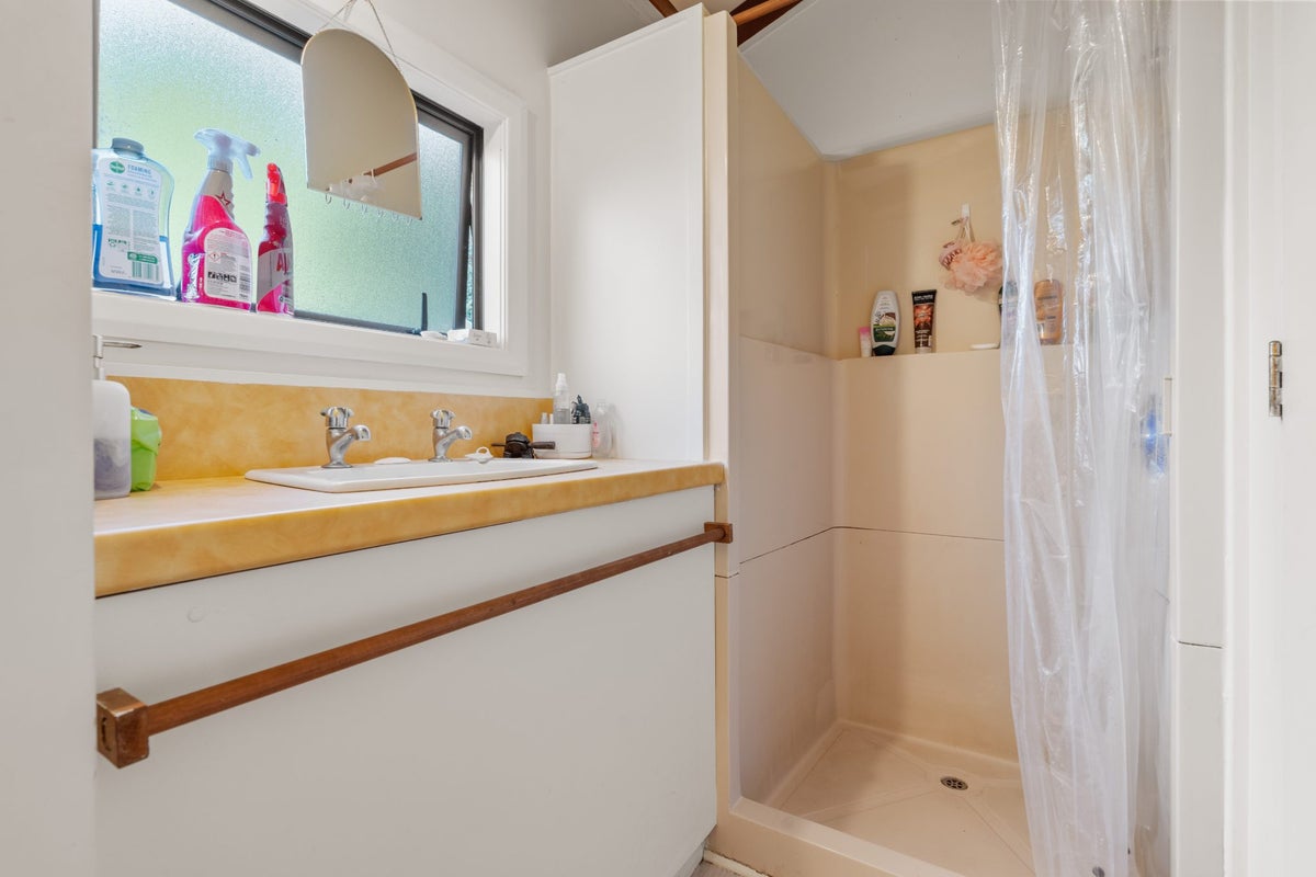 1722 Highcliff Road, Portobello, Dunedin - Carousel 14