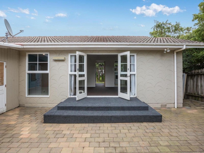 31 Latitude close, Whitby, Porirua - Carousel 15