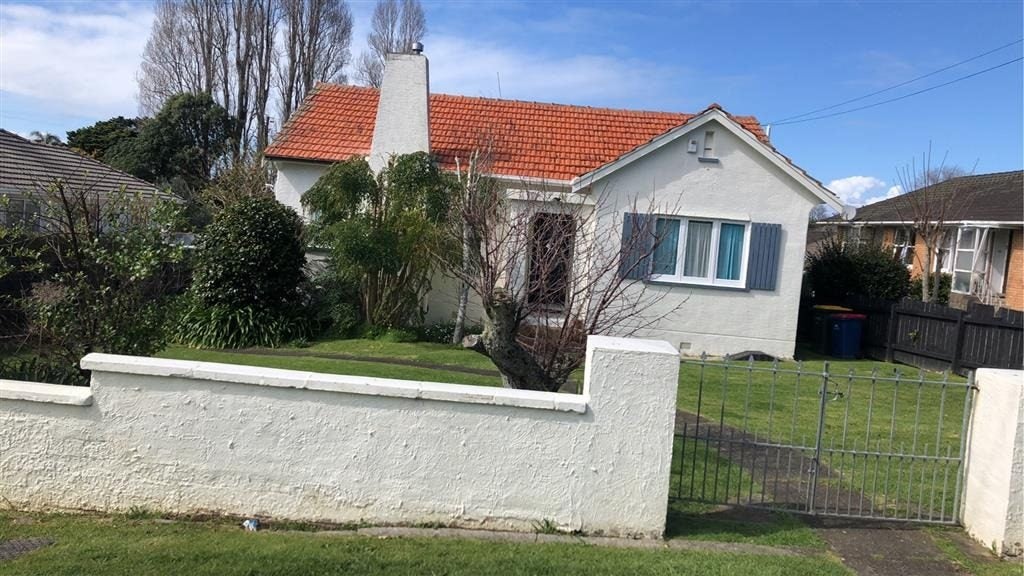 72A Nile Road, Milford, Auckland - Carousel 1