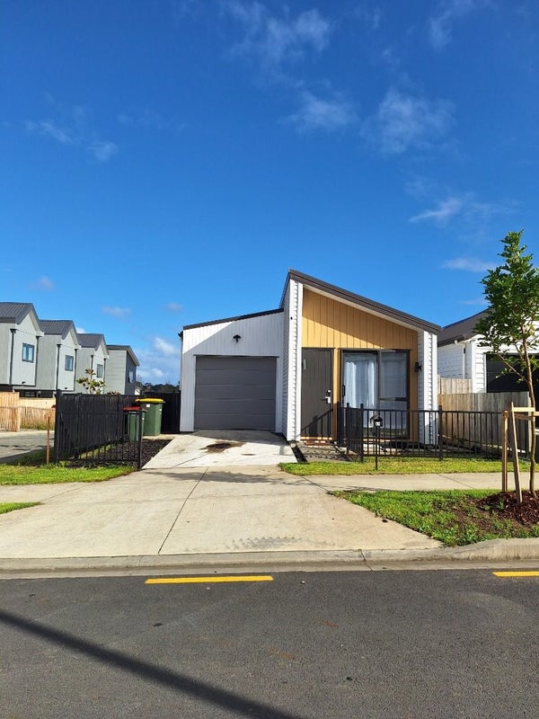 67 Farranfore Road, Opaheke, Papakura - Carousel 14