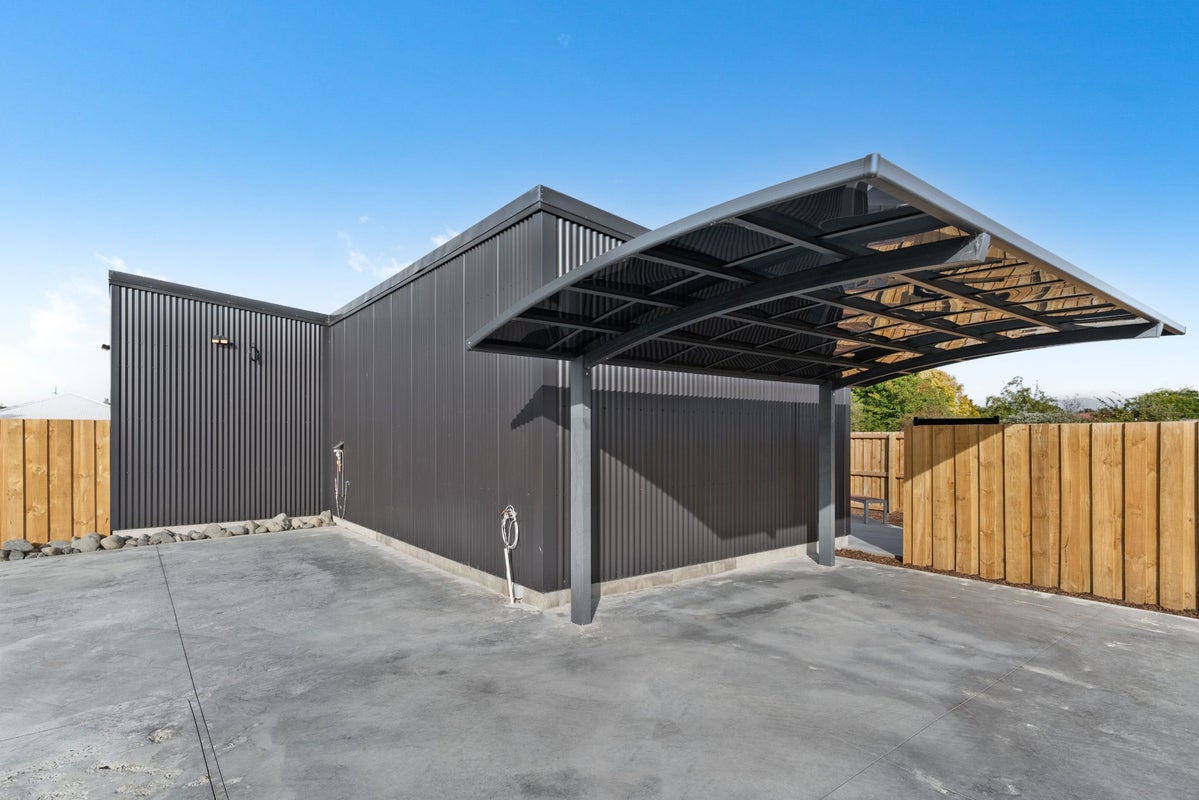 1 Market Street, Lansdowne, Masterton - Carousel 15