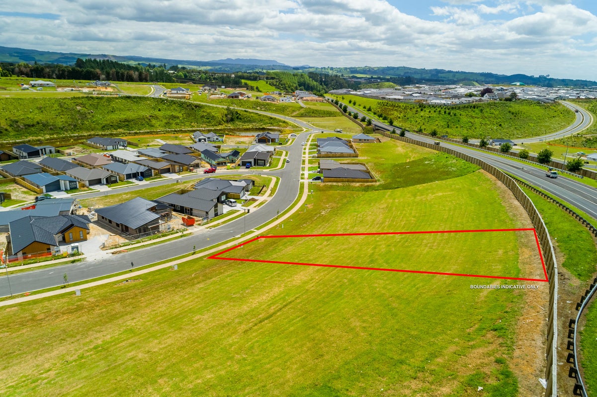 59 Whakaturou Crescent, Pyes Pa, Tauranga - Carousel 2