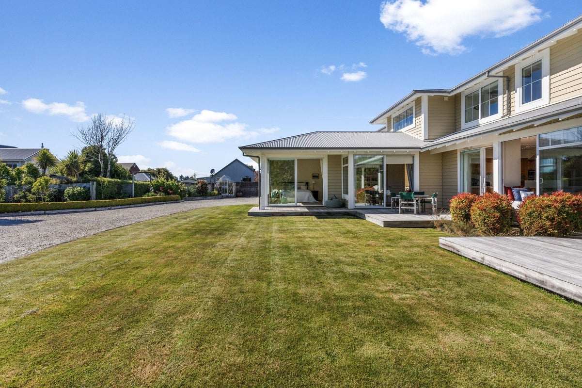 111 Stornoway Street, Karitane, Waikouaiti - Carousel 1