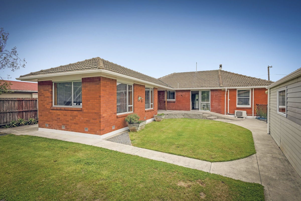 39 Warblington Street, Aranui, Christchurch - Carousel 2