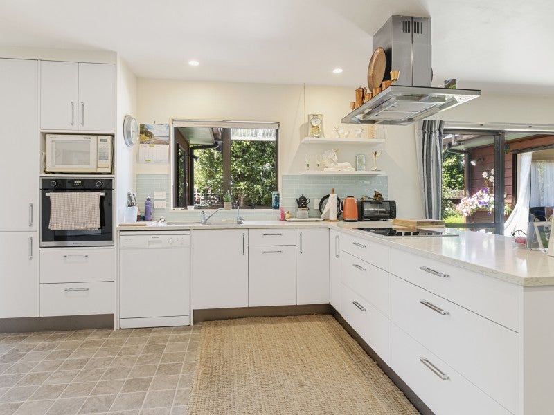 9 Princes Street, Tahawai, Katikati - Carousel 2