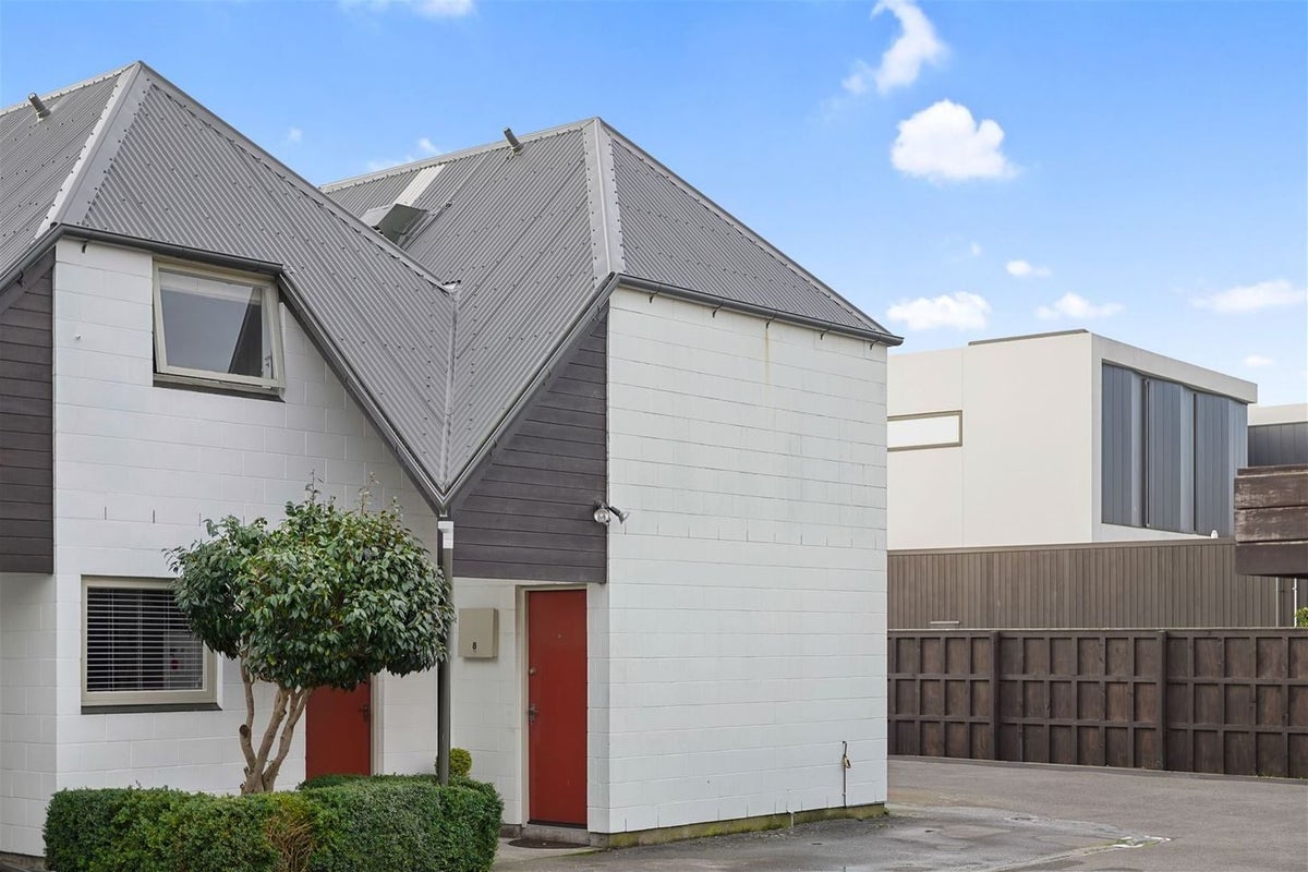 8/30 Clissold Street, Merivale, Christchurch City, Canterbury - Carousel 1
