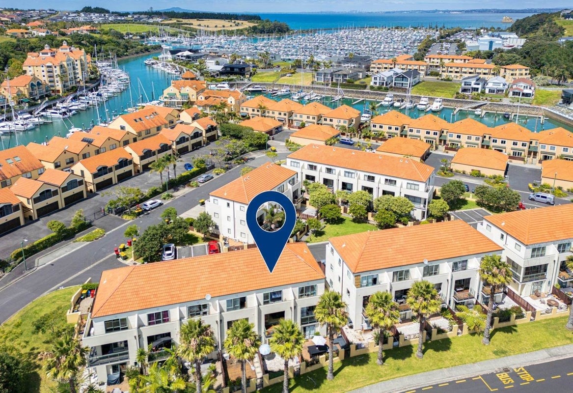 10 Waterside Crescent, Gulf Harbour, Whangaparaoa - Carousel 1