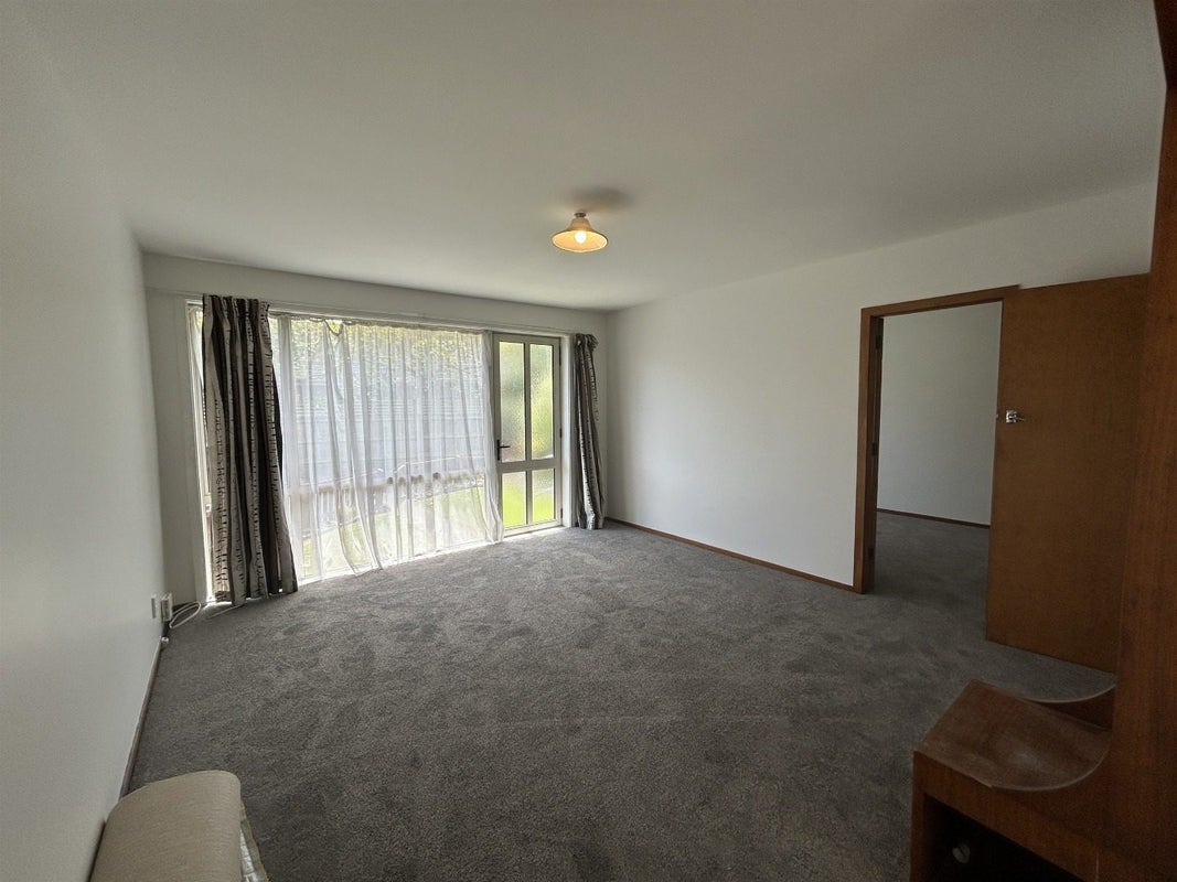4 Whitmore Street, Edgeware, Christchurch - Carousel 2