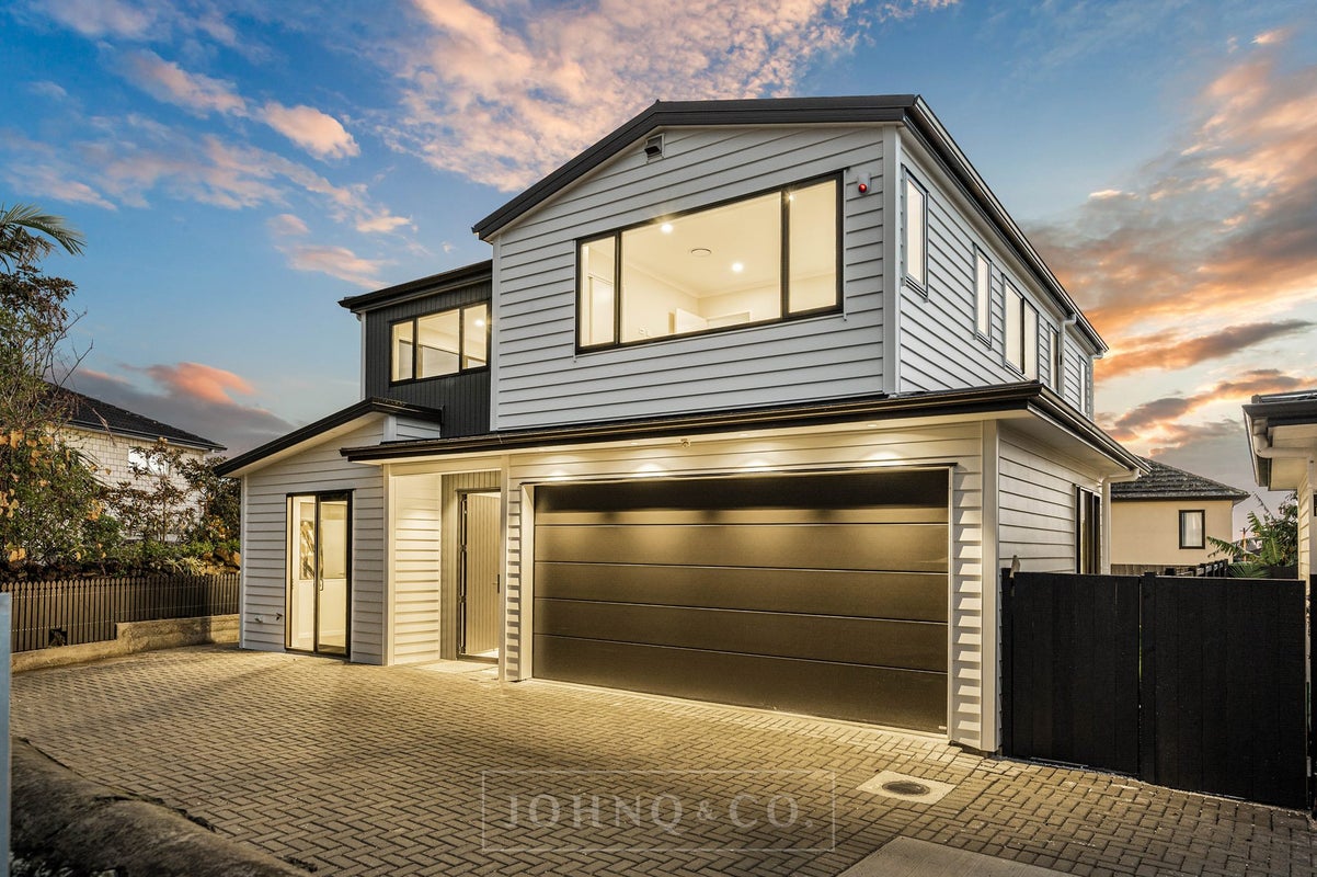 16C Gollan Road, Mount Wellington, Auckland - Carousel 1