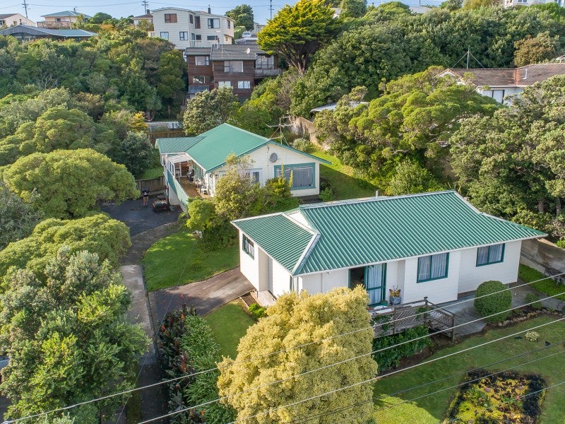 26A Thornley Street, Titahi Bay, Porirua - Carousel 1