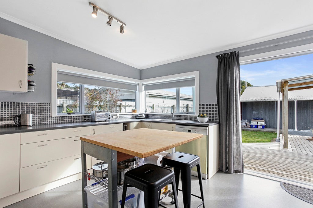 46 Tovey Street, New Brighton, Christchurch - Carousel 2